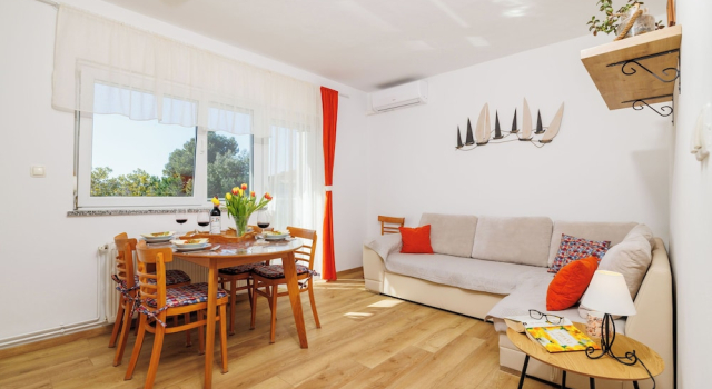 Апартаменты с балконом Apartments Iva