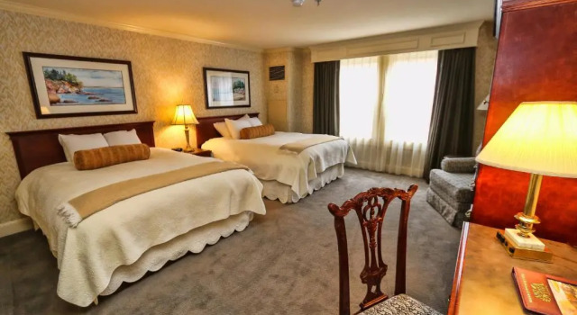 Четырёхместный номер Standard Fairhaven Village Inn