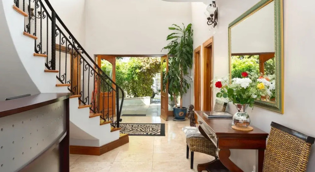 Thomsons Accommodation, Забронировать Гостевой дом Гостевые дома Константия, рядом с Constantia Village, Гостевой дом