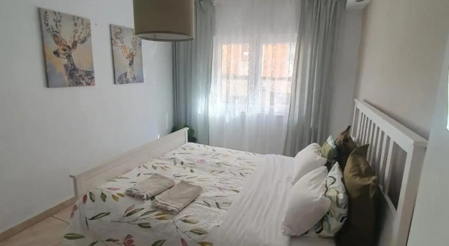 Casa De Silva, Забронировать Отель Вальядолид Valladolid Province, рядом с Церковь Пенитенсиаль-де-ла-Вера-Крус