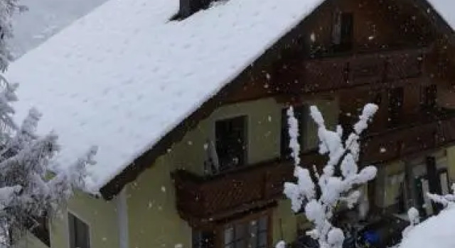 Appartementhaus Gastein / Haus Sammie, Rezerwuj Hotel Hotele w Salzburg z parkingiem, Parking