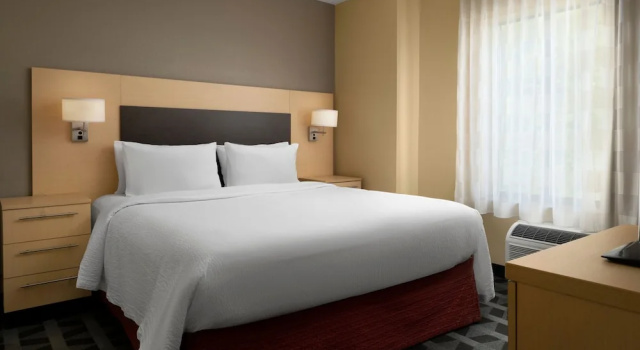 Двухместный люкс TownePlace Suites by Marriott Ann Arbor