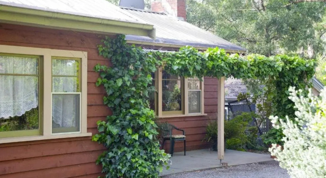 Rosella Cottage, Buchen Sie Ferienhaus Upwey Victoria