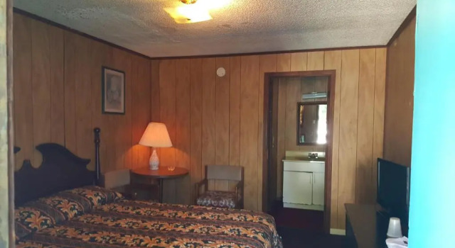 Deep South Motel, Забронировать Мотель Метари Луизиана, рядом с Thirty-Five O One Seventh Avenue Shopping Center