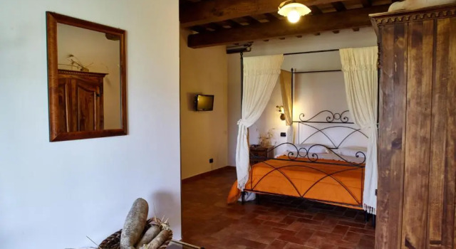 Agriturismo S. Apollinare, Забронировать Отель Пьянкастаньяйо Siena Area