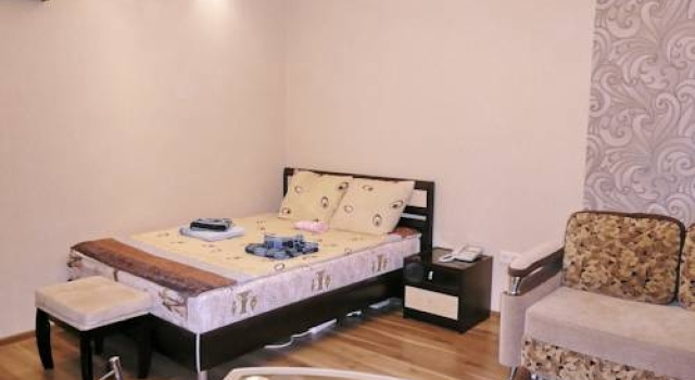 Apartments Avega Near Opera House, Забронировать Апартаменты/квартира Отели Новосибирска с парковкой, рядом с Новосибирский театр оперы и балета, Парковка