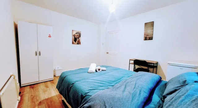 Bas Charming 3 Bedroom House, Buchen Sie Hotel Middleton Greater Manchester