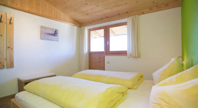 Gorgeous Chalet with Hot Tub in Tyrol, Prenota Chalet Hopfgarten im Brixental Brixental