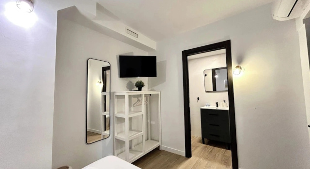 Двухместный номер Standard ZUR Boutique Hostel