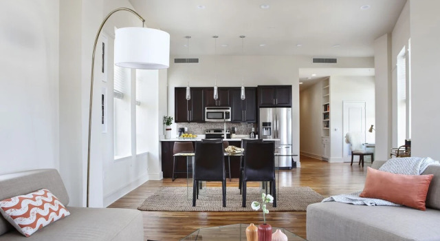 PH 2BR in Arts/Warehouse District, Забронировать Отель Новый Орлеан Луизиана, рядом с Казино Harrah's New Orleans