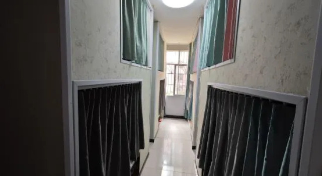 Женская капсула Liupanshui Tushang Youth Hostel
