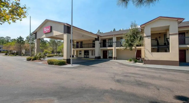 Четырёхместный номер Standard Red Roof Inn Gulf Shores