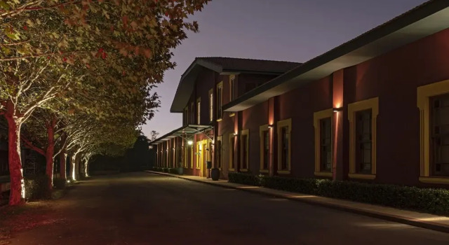 Maison Terroir, Забронировать Отель Отели Браганса-Паулиста с парковкой, Парковка
