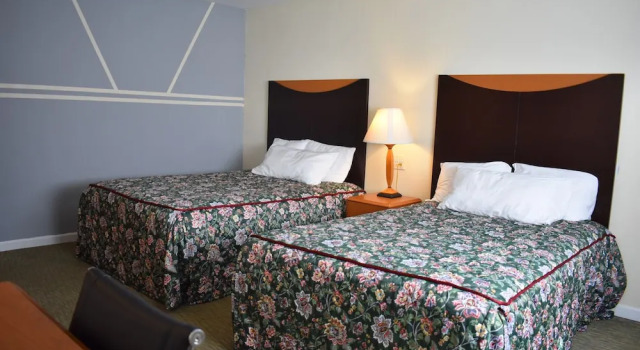 Четырёхместный номер Standard East Norwich Inn