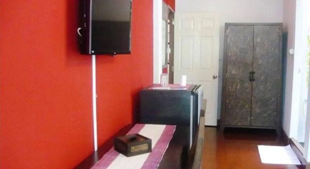 Двухместный номер Standard Baan Glang Soi Restaurant & Guesthouse