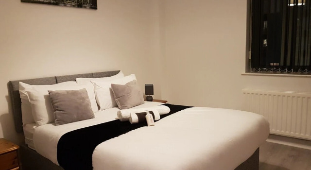 2 Bed 2 Bath City View Apartment