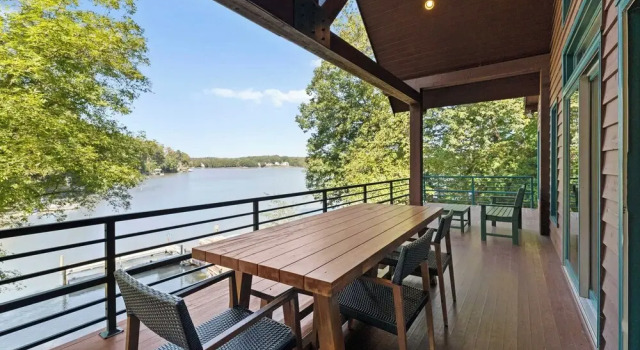 Коттедж Mi Casa, Su Casa by Avantstay Lakefront Escape