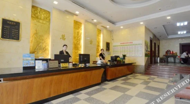 Atour Hotel (Nanjing Railway Station Zhongyangmen), Prenota Hotel Nanchino Jiangsu