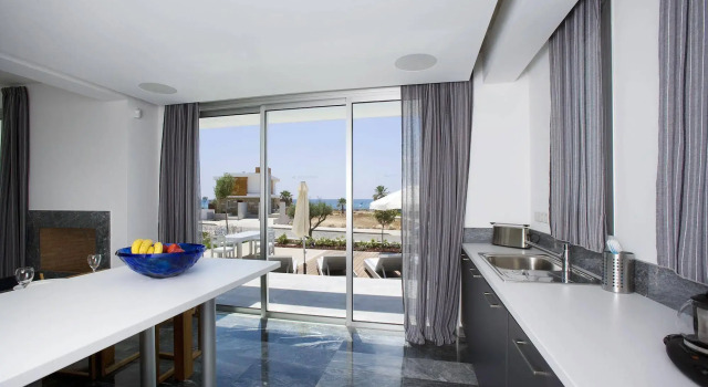 Paradise Cove Beach Villas, Забронировать Отель Отели района Пафоса с парковкой, рядом с Археологический парк, Парковка