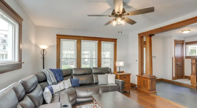 Walk to Lake Erie: Spacious Home in Sandusky!, Book Vacation Home Sandusky South Ohio