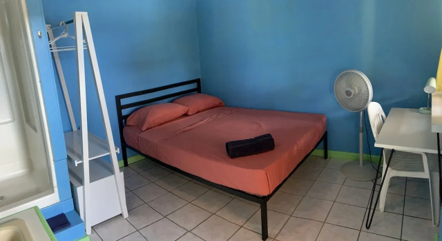 The Waterfront Inn - Hostel, Забронировать Хостел Хостелы Английского Харбора, Хостел