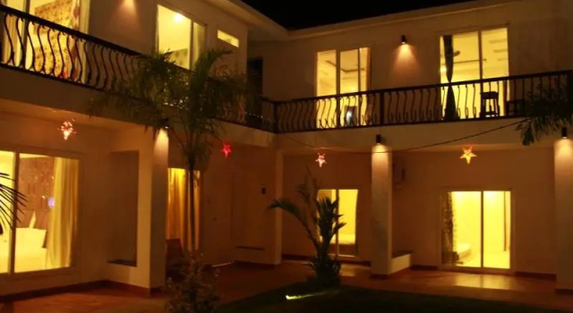 Вилла Paparazzi Resort