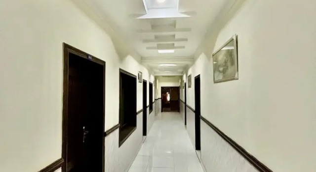 Torwal plaza and guest house, Prenota Affittacamere Bahrain Pakistan