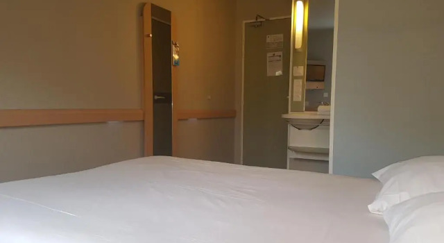Двухместный номер Standard Ibis Budget Dole-Choisey