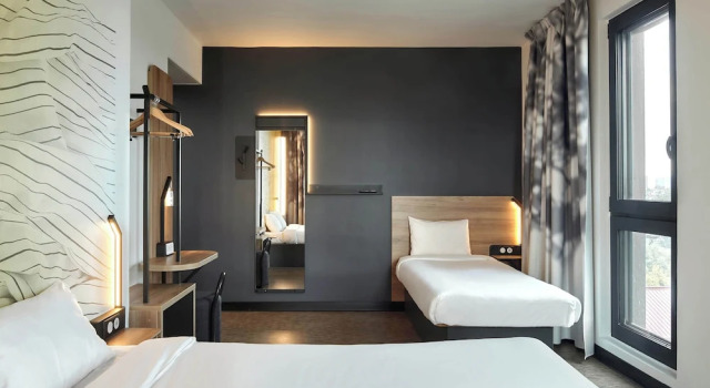 Трёхместный номер Comfort B&B HOTEL Argenteuil