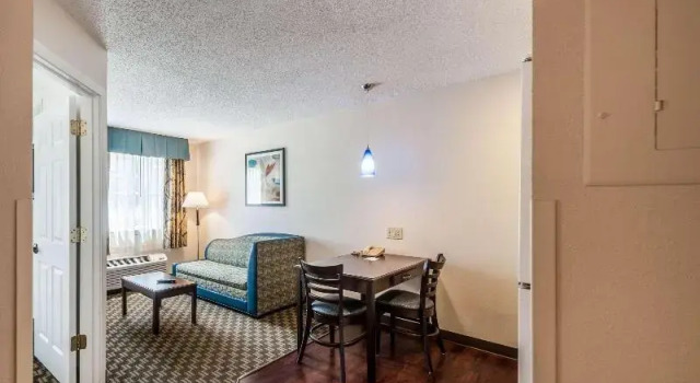 Номер Standard Candlewood Suites Frederick by IHG