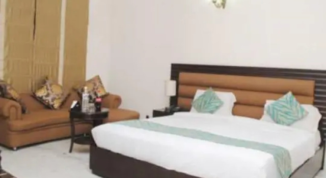 Blue Sapphire Inn