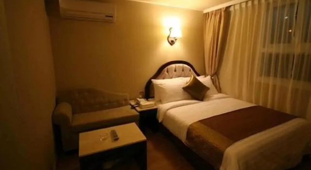 Standard Zimmer Penthouse L'S Hotel