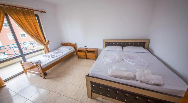 Blue Saranda Hotel