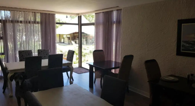 12 on Vaal Drive Guesthouse