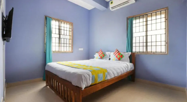 Connect Hotel Perumbakkam by OYO Rooms, Забронировать Отель Отели штата Тамилнада 3 звезды, 3*