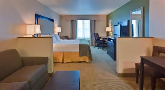 Люкс Holiday Inn Express & Suites Dewitt - Syracuse by IHG