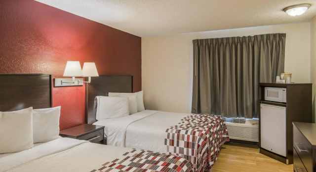 Четырёхместный номер Deluxe Red Roof Inn & Suites Pensacola East - Milton