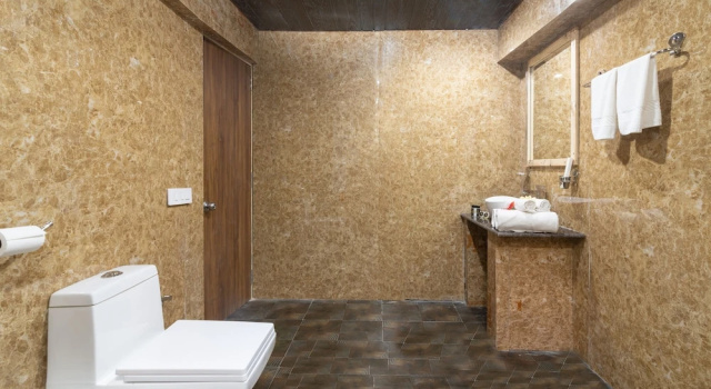 Номер Standard Amadi Beach Front Resort