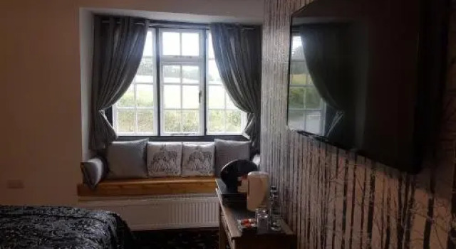 The Black Dog Inn, Prenota Hotel Crediton 