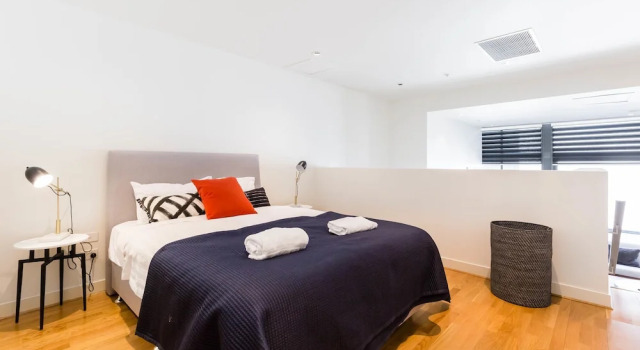 EVAN, 1BDR Southbank Apartment