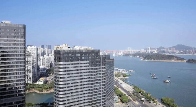 Четырёхместный номер Standard с видом на город Xiamen Marriott Hotel Haicang