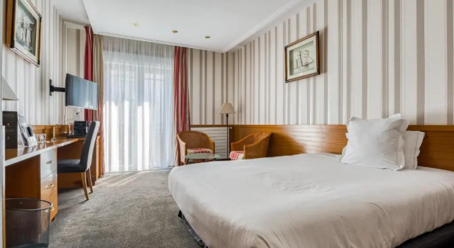 Номер Superior Hotel Le Berry Saint-Nazaire