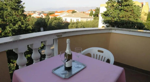 Апартаменты с видом на сад Apartments by the sea Semy
