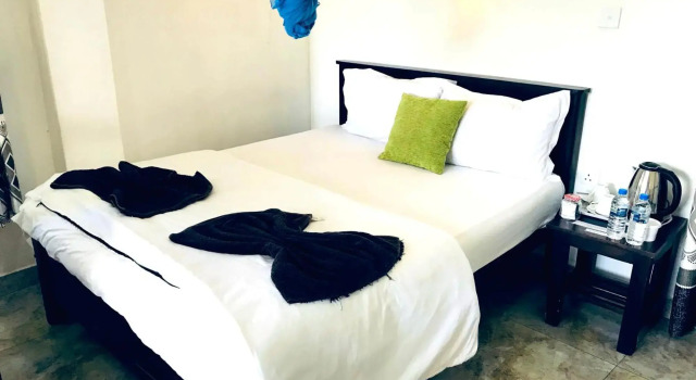 9 Arch View Rest Inn