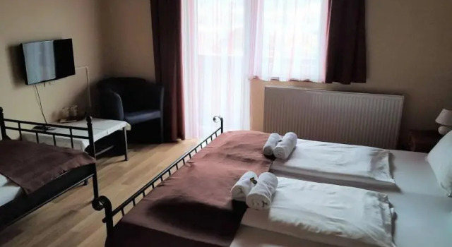 Standard triple chambre Pension Tilly