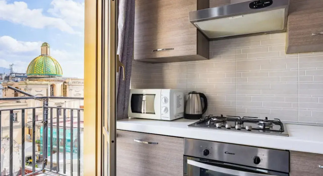 Апартаменты Revolutionary Apartment Near Duomo Station