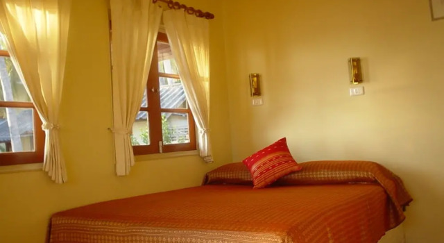 Бунгало Standard с балконом Phangan Rainbow Bungalows
