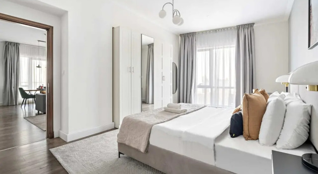Апартаменты Business Vogue Vacation Homes, Business Bay Damac Maison Prive near Burj Khalifa and Dubai Mall, Studio Apartment with Canal and City View, Access to all Amenities