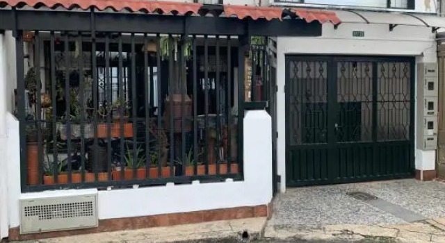 Apartamento en madera cerca del C.C Titán Plaza, Book Boutique Engativa Bogotá