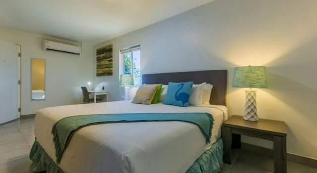 Turibana Plaza Suite 12, Varaa Huoneisto Hotellit Palm Beach. pysäköinnillä, Pysäköinti